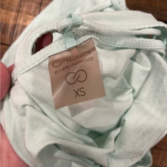 Calia by Carrie underwood tank - Picture 4 of 4